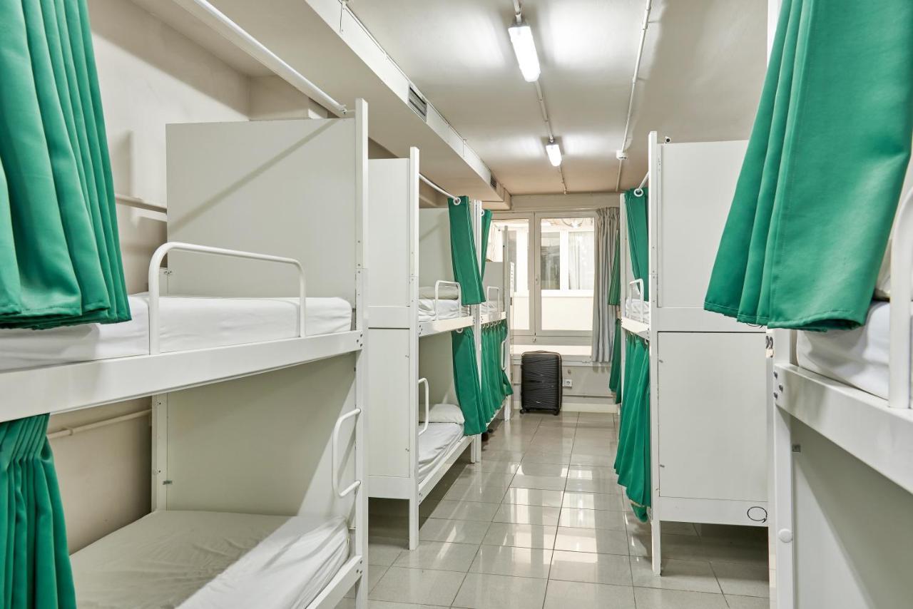 Hola Hostal Eixample Barcelona Eksteriør billede