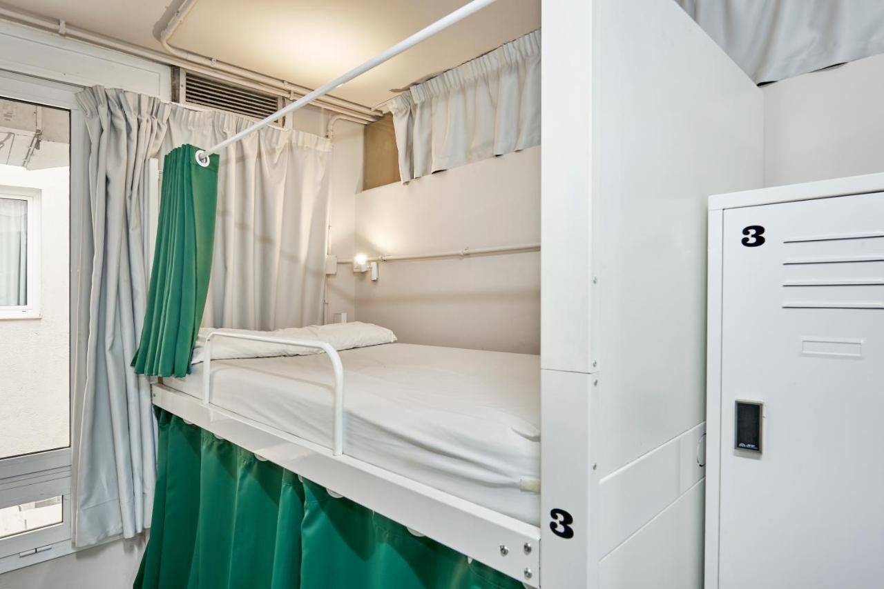Hola Hostal Eixample Barcelona Eksteriør billede