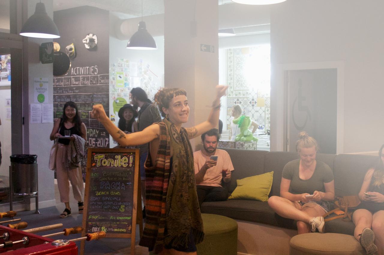 Hola Hostal Eixample Barcelona Eksteriør billede