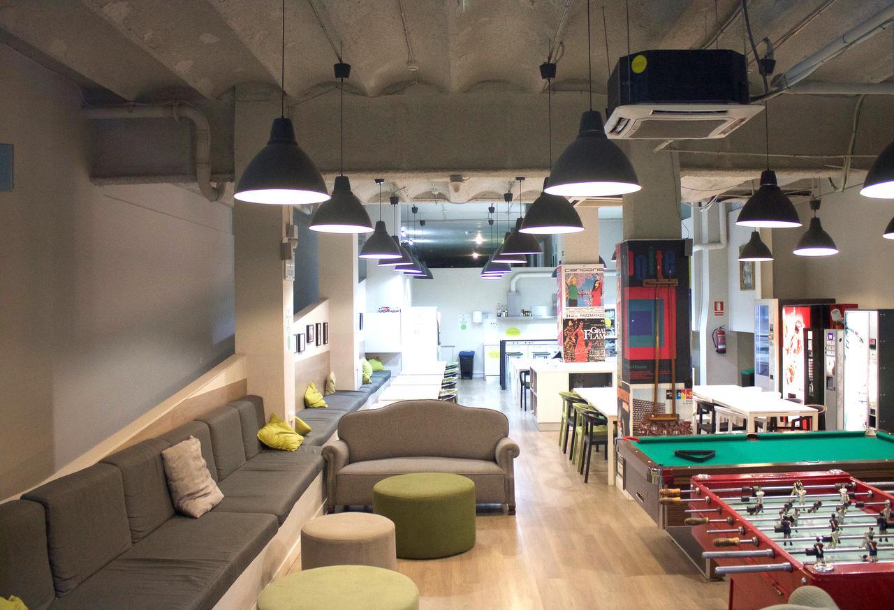 Hola Hostal Eixample Barcelona Eksteriør billede